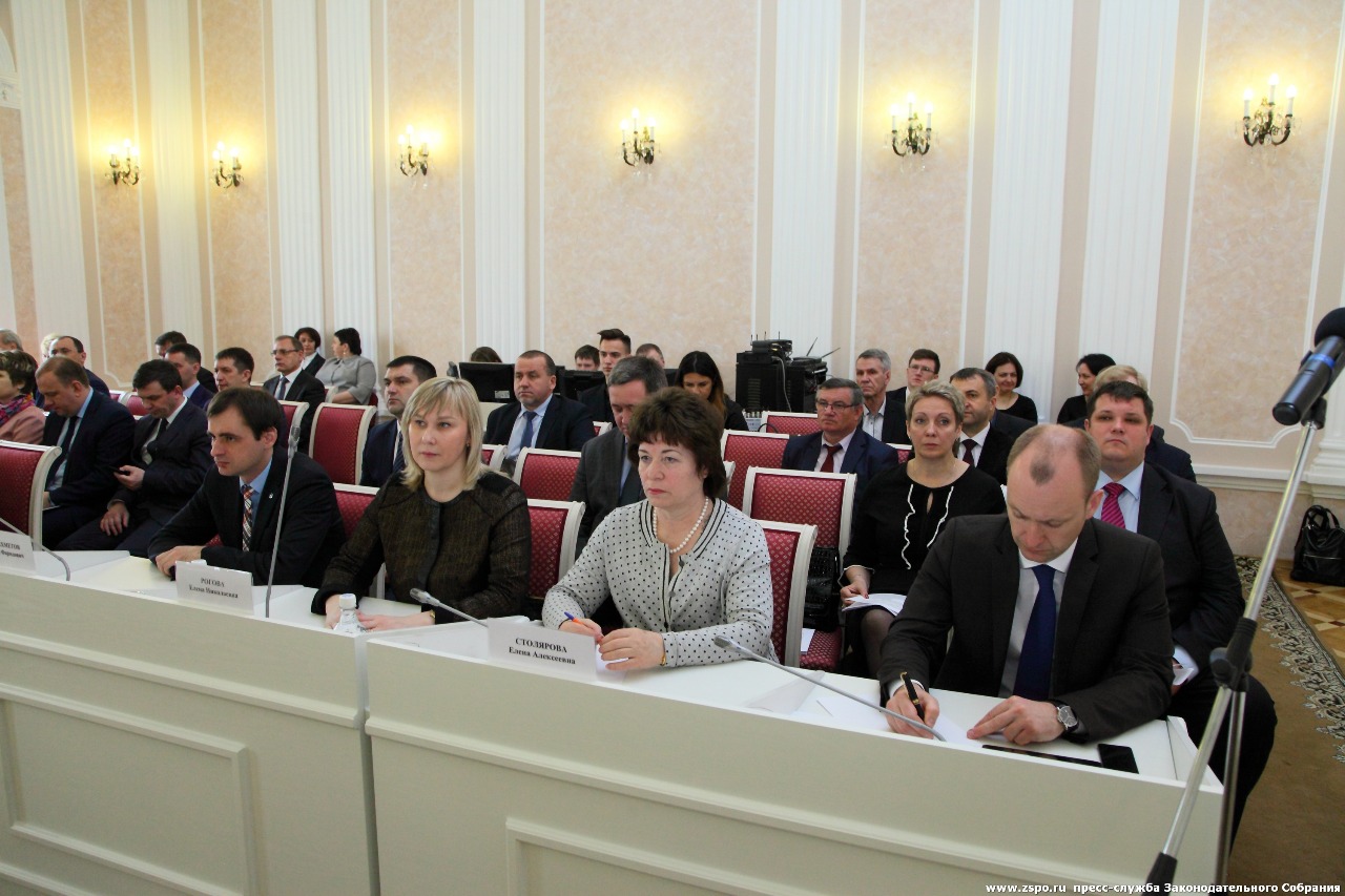 Елена Рогова приняла участие в очередной  8 сессии Законодательного Собрания Пензенской области